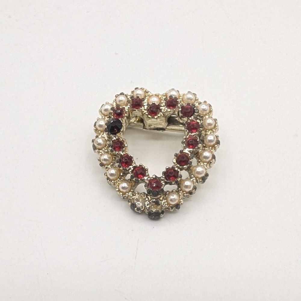 Vintage Heart Brooch Red Rhinestone Faux Pearl Silver Tone Valentine Pin 1 Inch